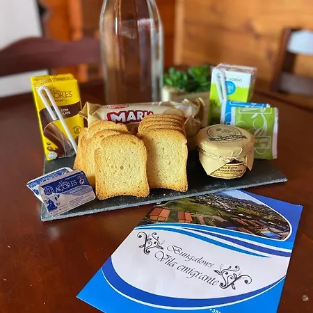 Ξενοδοχείο με διαμερίσματα Emigrante *